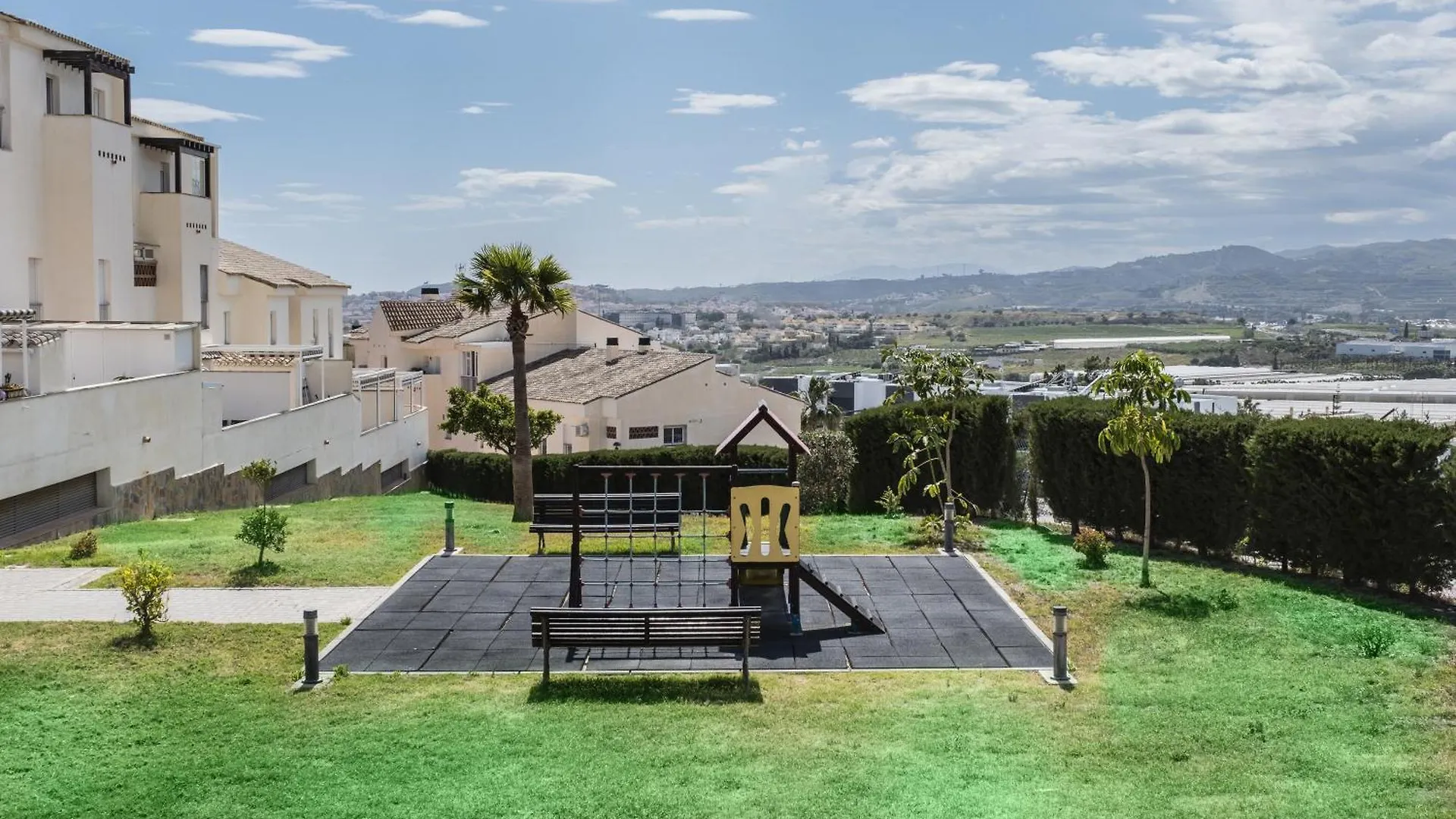 Relaxation, Golf And Beach Velez Malaga Spain